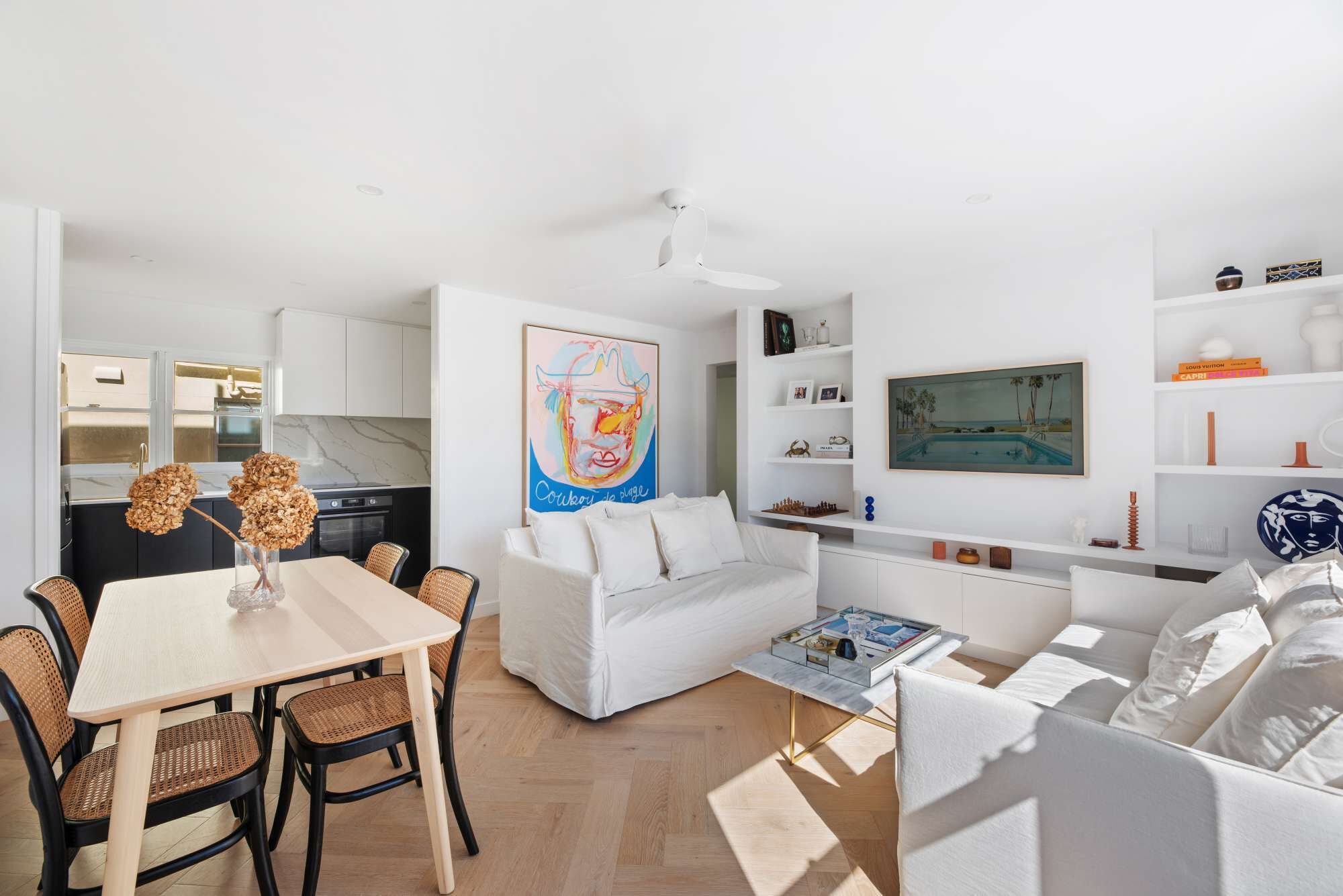 North Bondi immaculate 2 BR designer apartment with views