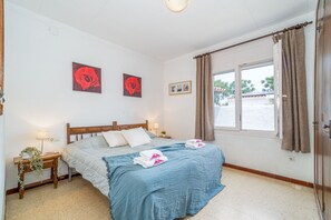 2 Schlafzimmer, Bügeleisen/Bügelbrett, WLAN