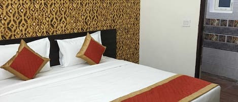 Quarto casal executivo | Roupas de cama premium, Wi-Fi de cortesia, roupa de cama