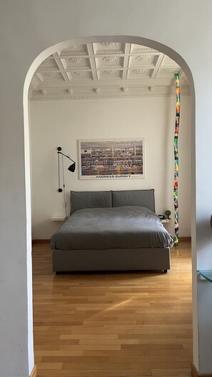 2 bedrooms, desk, free WiFi, bed sheets - Beautiful apartment within walking distance of St. Peter's (Roma)