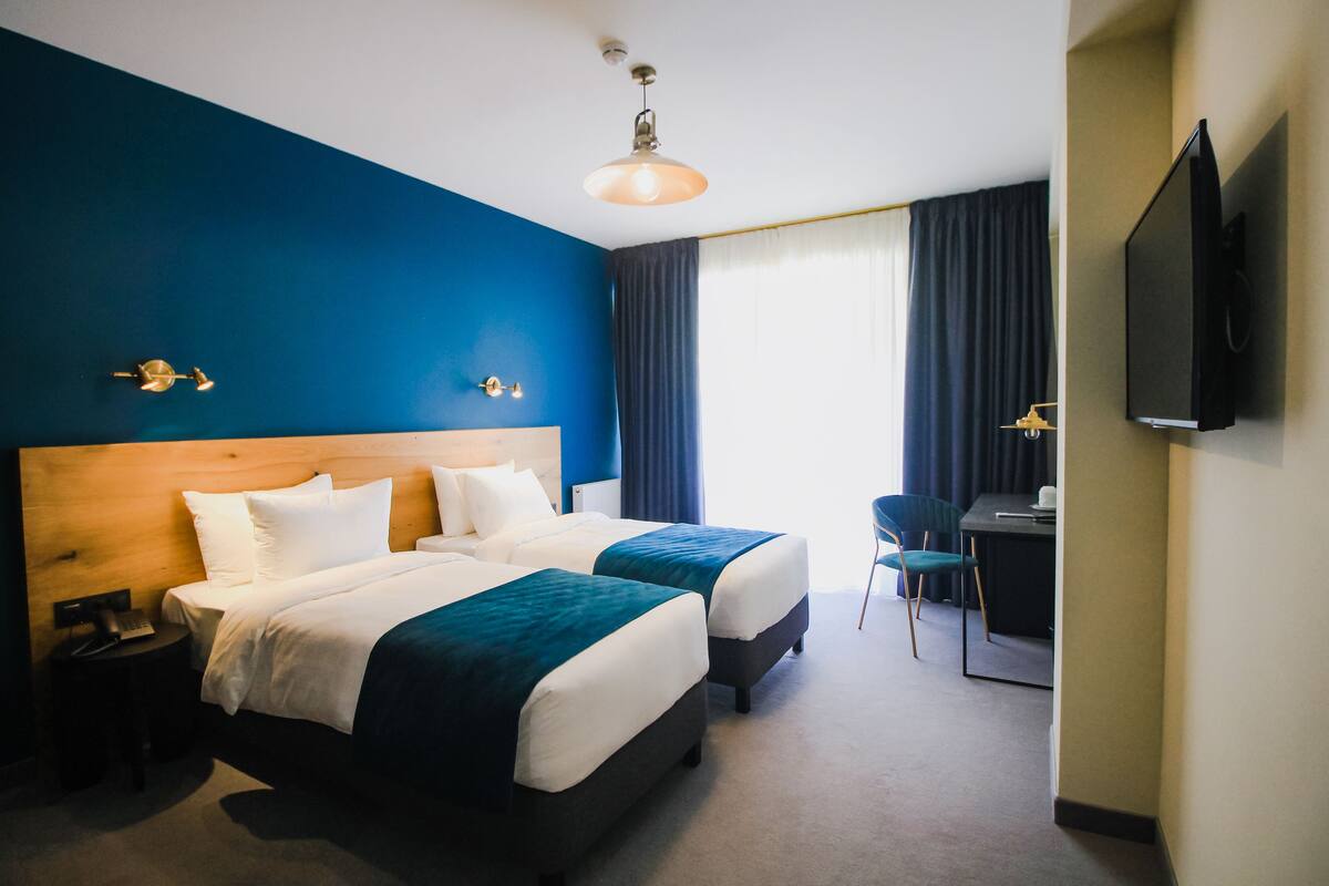 Hypo-allergenic bedding available, minibar, in-room safe, desk
