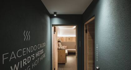 Apartment 'Nature Hütte' with Mountain View, Terrace & Wi-Fi