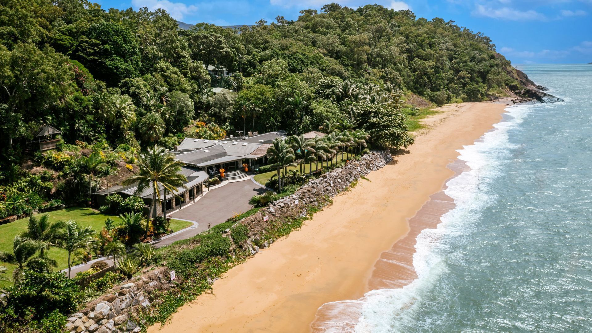 A la platja i tovalloles de platja 