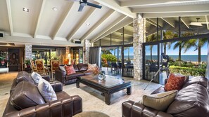 Interior - Belle Escapes Trinity Beach Palace Luxury Estate (Trinity Beach)