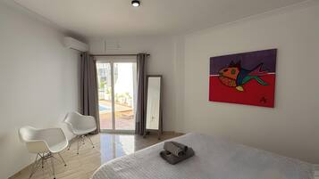 1 Schlafzimmer, BĂŒgeleisen/BĂŒgelbrett, kostenloses WLAN, BettwĂ€sche