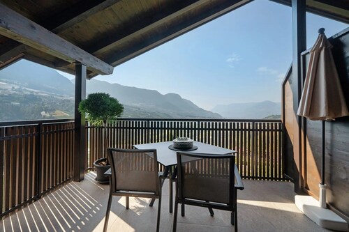 Ferienwohnung 'Sankt Corbinian 3' mit Bergblick, Balkon und Gemeinschaftsgarten