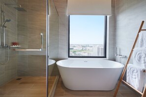 Executive Suite, 1 King Bed | Bathroom | Hair dryer, slippers, towels - Centara Korat (Nakhon Ratchasima)
