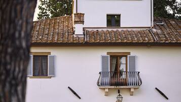 Classic Room | Garden view