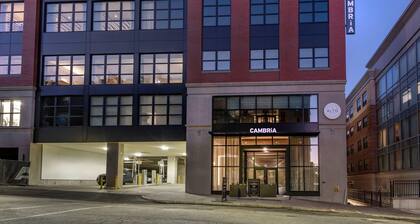 Cambria Hotel Portland Downtown-Old Port