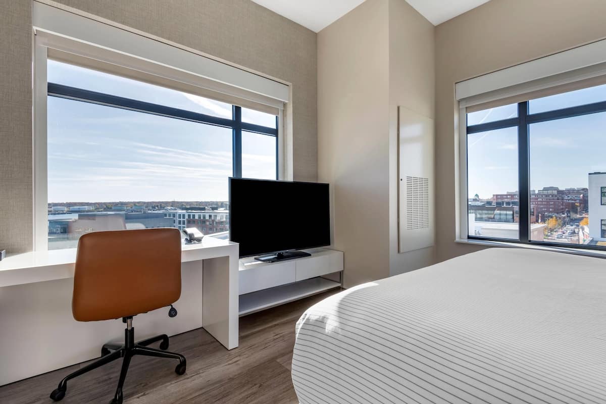 Coffres-forts dans les chambres, bureau