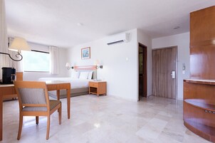 In-room safe, desk, laptop workspace, iron/ironing board