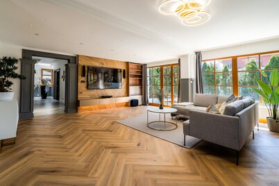 Serenity Prague Villa with garden jacuzzi