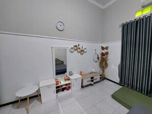 デラックス ルーム | デスク