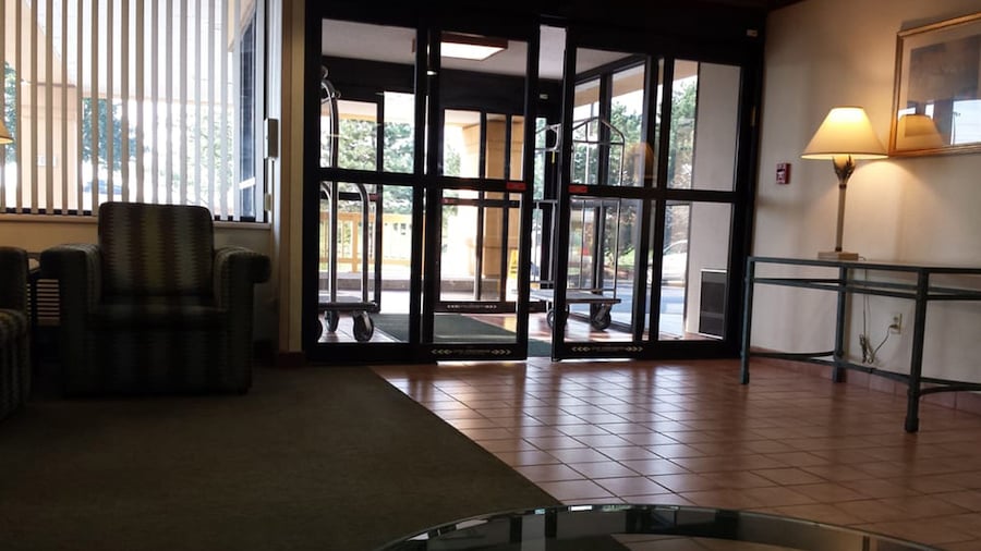Norwood Inn & Suites Indianapolis