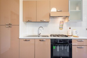 Fridge, oven, stovetop, toaster