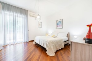 2 Schlafzimmer, Bügeleisen/Bügelbrett, WLAN, Bettwäsche