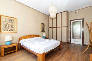 3 間睡房、熨斗/熨衫板、Wi-Fi、床單