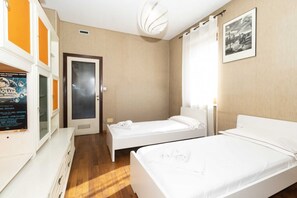 3 camere, ferro/asse da stiro, Wi-Fi, lenzuola