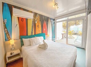 1 bedroom, in-room safe, free WiFi, bed sheets