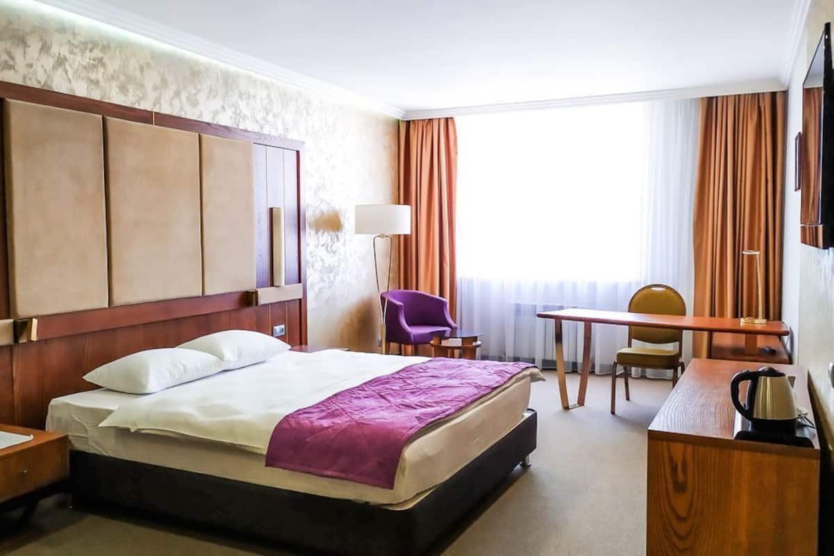 Superior-Doppelzimmer | Bettwäsche aus ägyptischer Baumwolle, hochwertige Bettwaren, Minibar