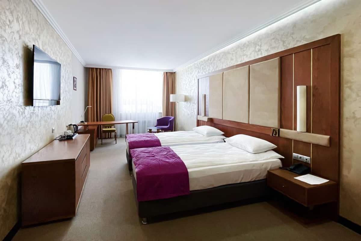 Standard-Zweibettzimmer | Bettwäsche aus ägyptischer Baumwolle, hochwertige Bettwaren, Minibar