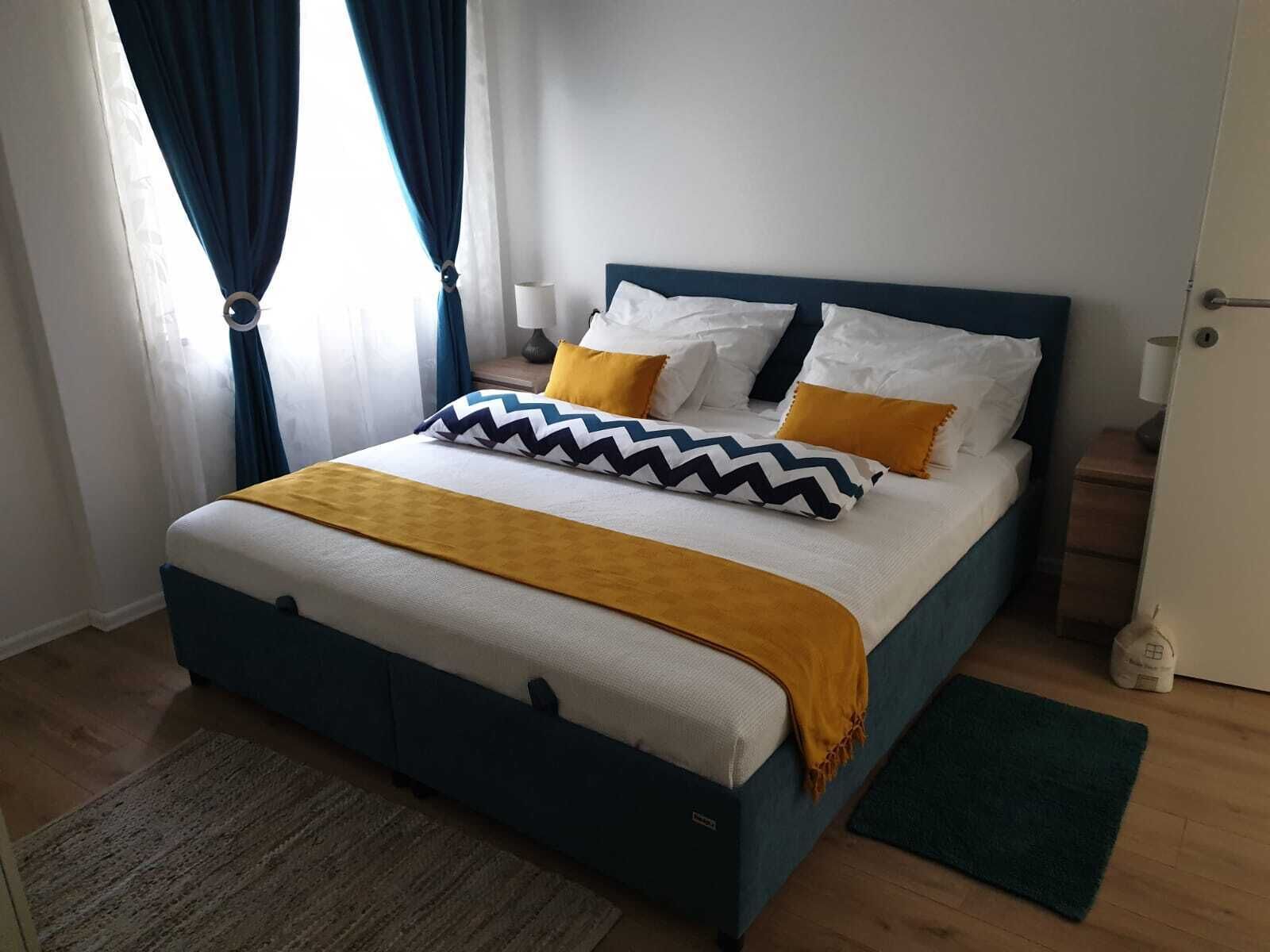 1 habitación, escritorio, tabla de planchar con plancha y wifi gratis 