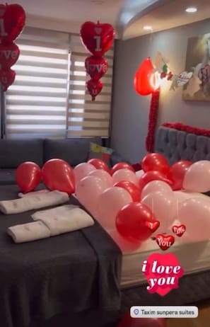 Kolmen hengen junior-huone | Egyptinpuuvillaiset lakanat, ylelliset vuodevaatteet, untuvapeitot