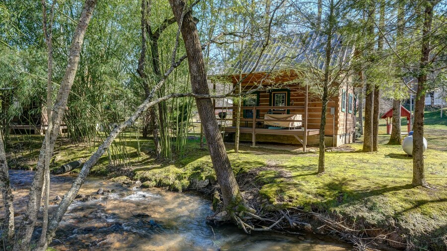 Cobb Creek Cabins