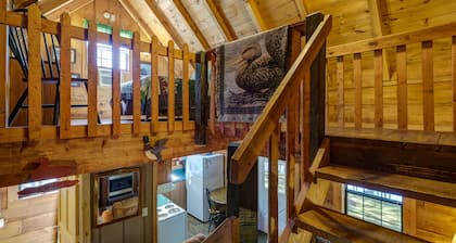 Cobb Creek Cabins