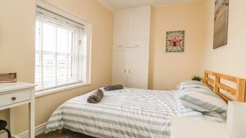 Cottage | 3 bedrooms, individually decorated, individually furnished, free WiFi