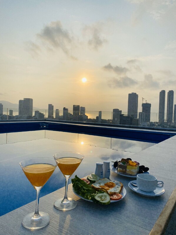 Rooftop pool - Nature Hotel Da Nang (Da Nang)