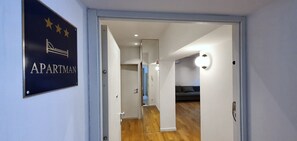 Interior - 3 BDR, comfortable and modern apt, near the city center - Freyja (Split)