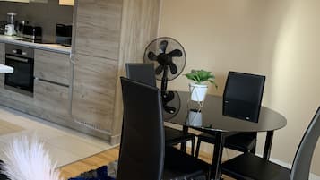Apartment | Dining