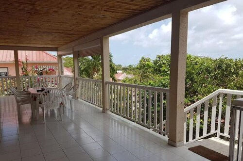 villa in sainte-anne