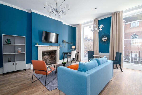 Smart TV de 42 pulgadas con canales digitales y televisión