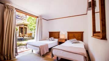 Bungalow de 2 dormitorios | 2 dormitorios y ropa de cama