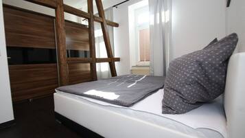 2 Schlafzimmer, Reisekinderbett, kostenloses WLAN