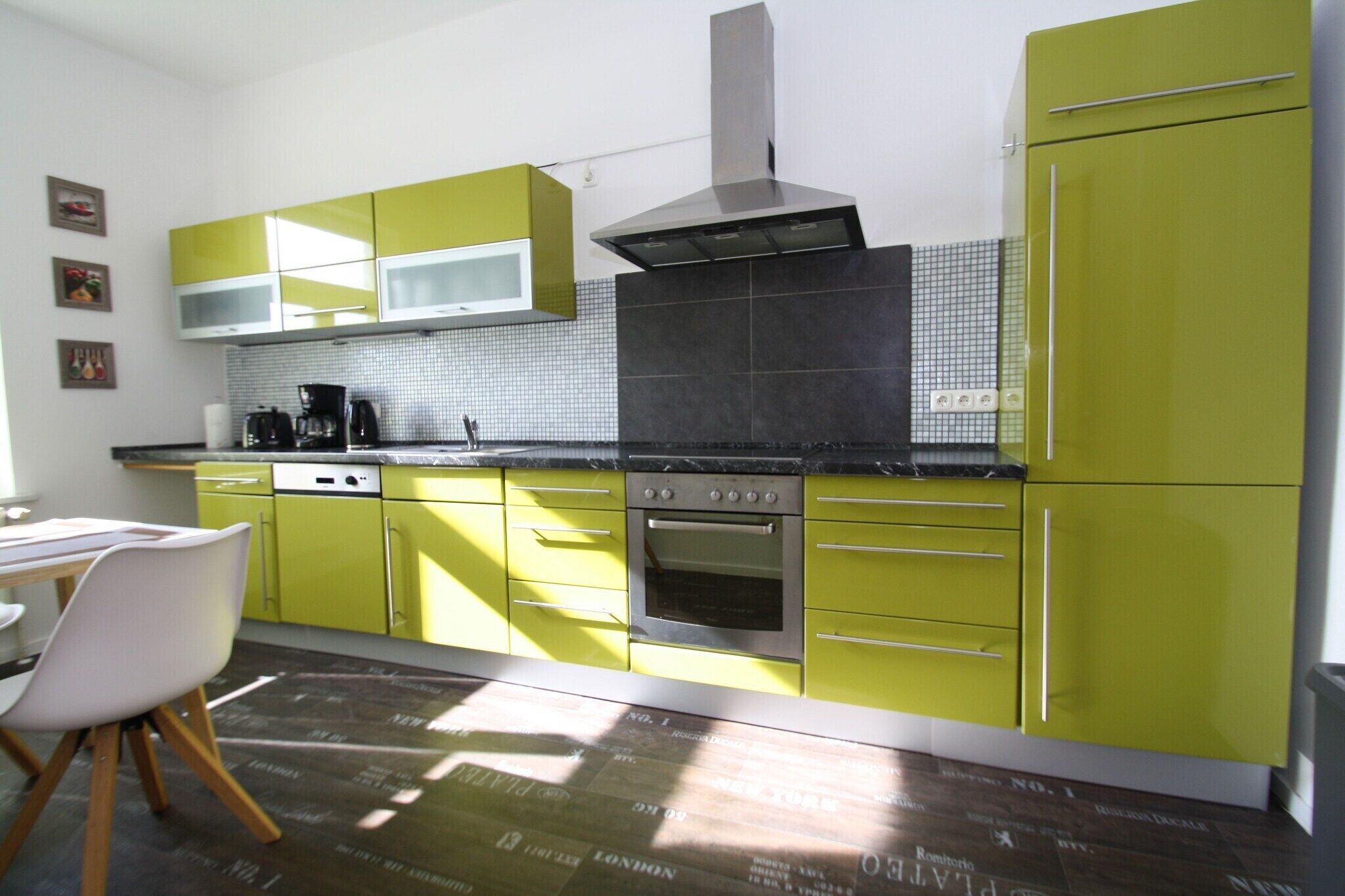 Kühlschrank, Ofen, Herdplatte, Geschirrspüler