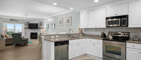 Fridge, microwave, stovetop, dishwasher