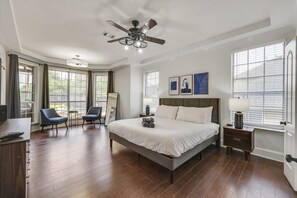 6 chambres, bureau, fer et planche à repasser, Wi-Fi