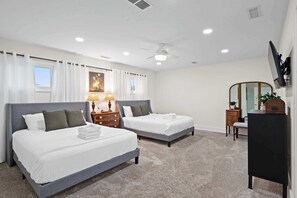 Unclassified image, 4 of 27, button