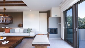 Villa | 5 bedrooms, soundproofing, iron/ironing board, free WiFi - Rizes Villa (Rethymno)
