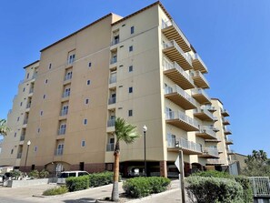 Condo, 3 habitaciones | Exterior