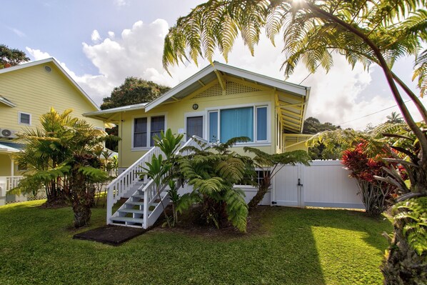 House, 2 Bedrooms | Exterior