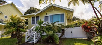 Makani Ea Home 2 Bedroom Home by RedAwning