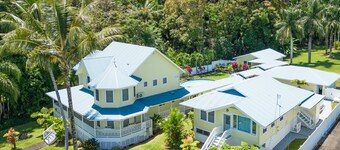 Grand Melemele 3 Bedroom Home by RedAwning