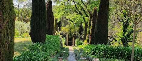 Overnattingsstedets uteområder