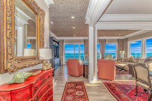 Interior - Sea Something Beautiful 6 Bedrooms Oceanfront (Garden City Beach)