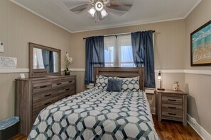 2 Schlafzimmer, Schreibtisch, kostenloses WLAN, Bettwäsche