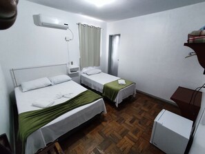 Traditional-Dreibettzimmer | Kostenloses WLAN, Bettwäsche